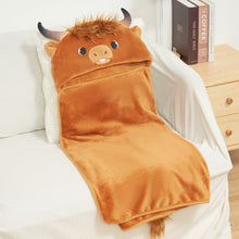 Laden Sie das Bild in den Galerie-Viewer, Scottish Highland Cow Cattle Wearable Hooded Blanket for Kid