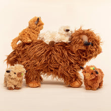 Cargar imagen en el visor de la galería, Scottish Highland Cow Cattle Stuffed Animal with 4 Babies Inside