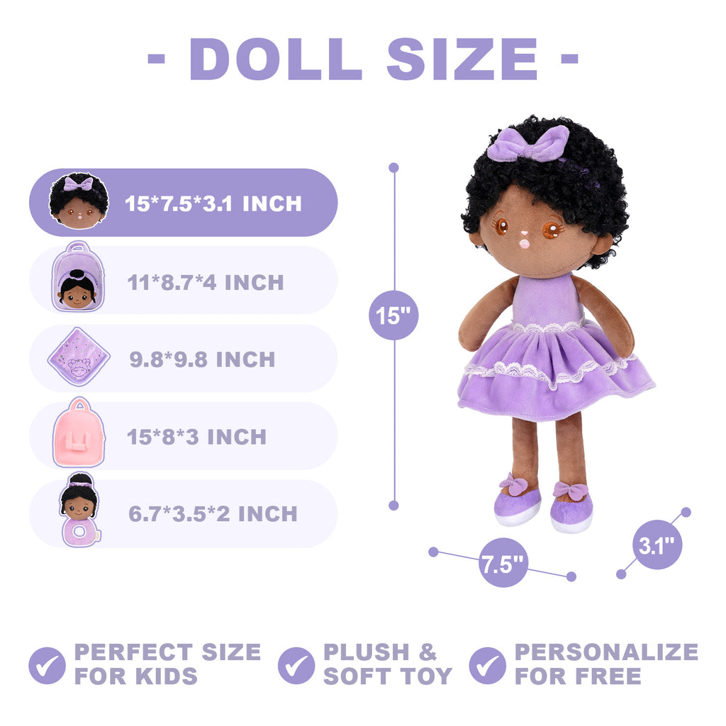 Bambola per bambina con capelli ricci in peluche con tonalità della pelle profonda personalizzata