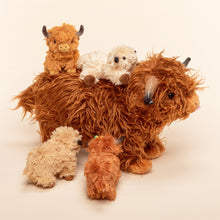 Laden Sie das Bild in den Galerie-Viewer, Scottish Highland Cow Cattle Stuffed Animal with 4 Babies Inside