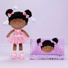 Cargar imagen en el visor de la galería, OUOZZZ Personalized Deep Skin Tone Plush Pink Dora Doll With Blanket☁️ ( 47&quot; x 47&quot; )