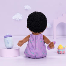 Laden Sie das Bild in den Galerie-Viewer, OUOZZZ Personalized Sitting Position Dress up Deep Skin Tone Plush Lite Baby Girl Doll